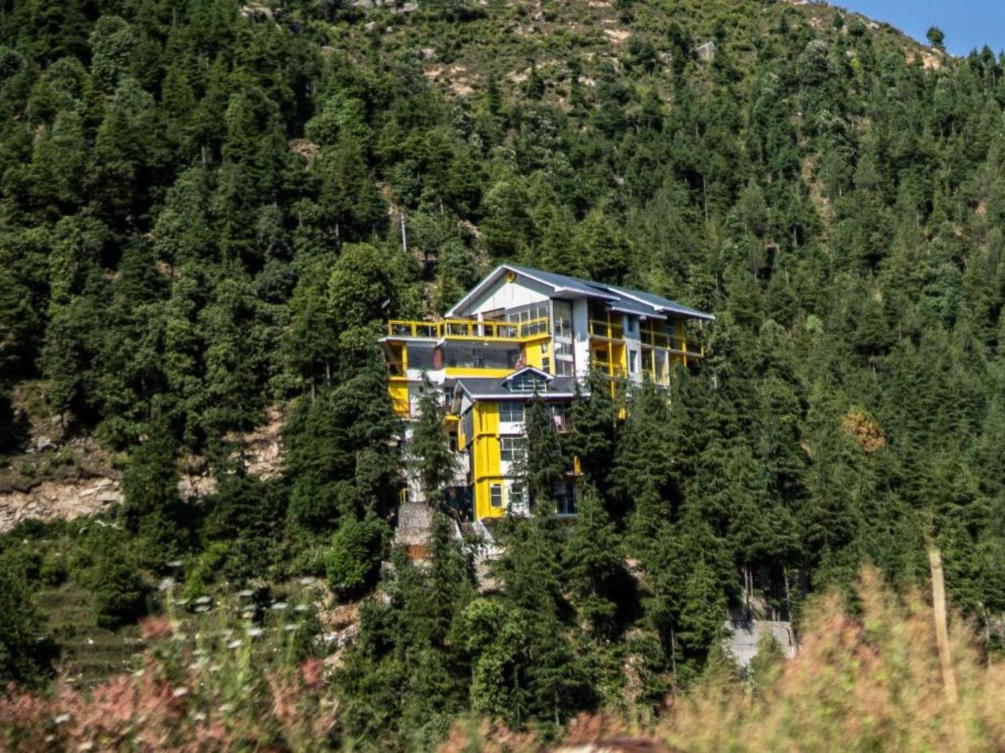 The Hosteller Khajjiar Exteriér fotografie