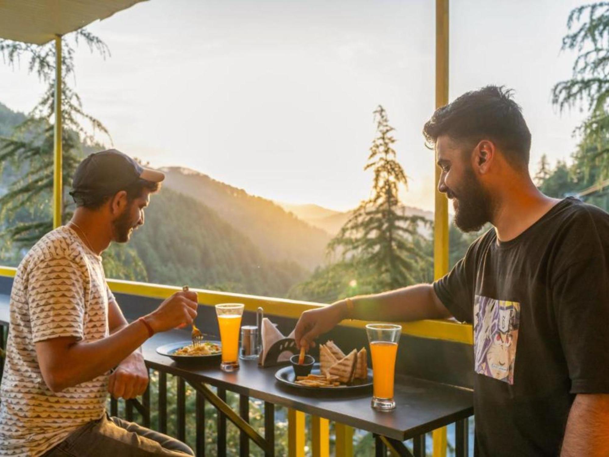 The Hosteller Khajjiar Exteriér fotografie