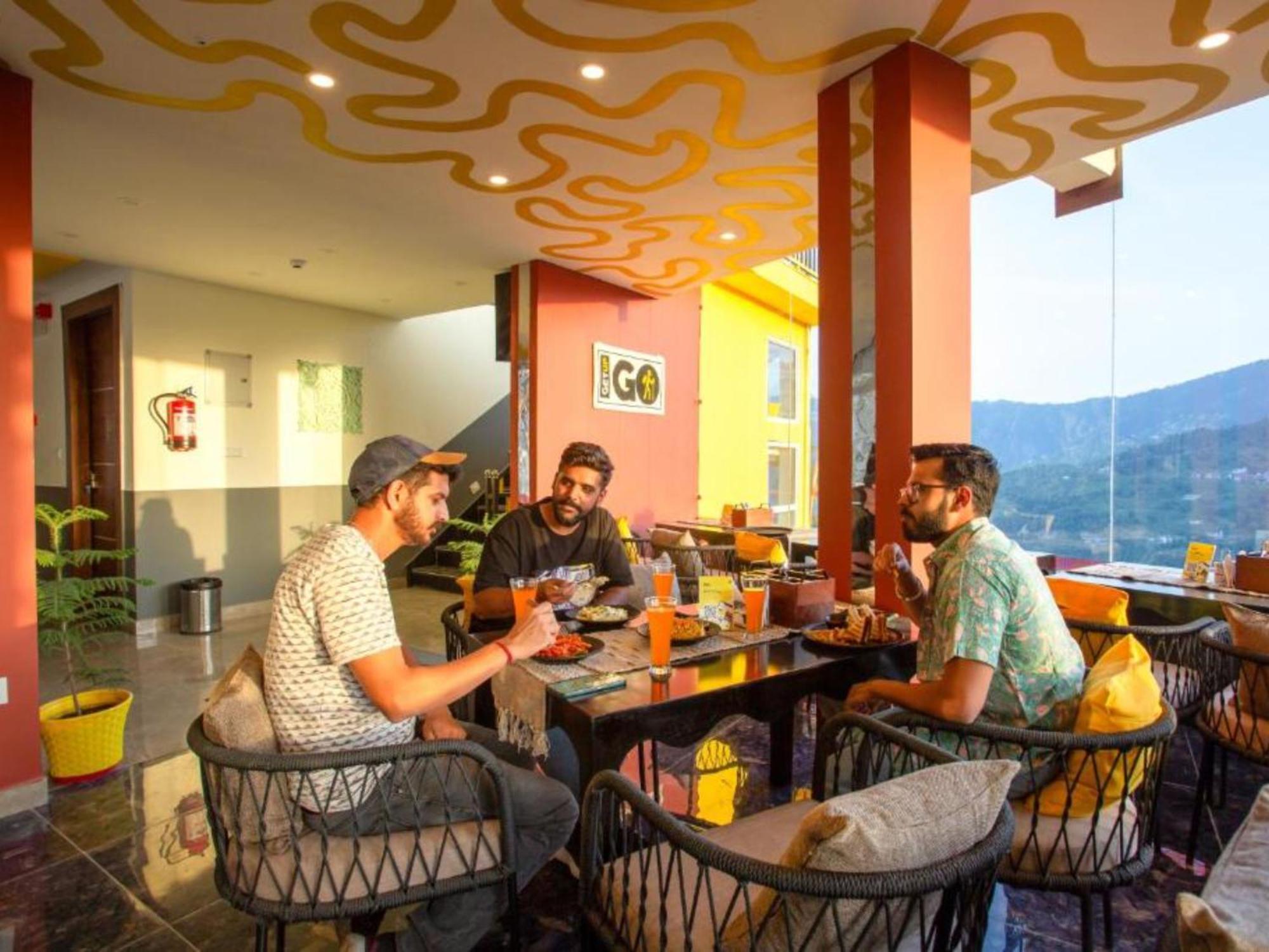 The Hosteller Khajjiar Exteriér fotografie